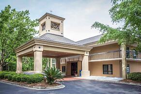 Clarion Inn & Suites Aiken South