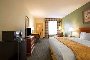 Clarion Inn & Suites Aiken South