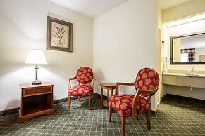 Clarion Inn & Suites Aiken South