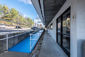 Motel 6 Birmingham, AL