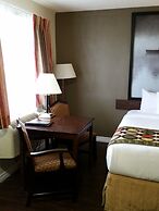 Super 8 by Wyndham Brockville