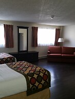 Super 8 by Wyndham Brockville