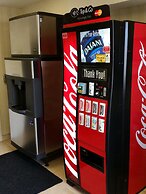 Super 8 by Wyndham Brockville