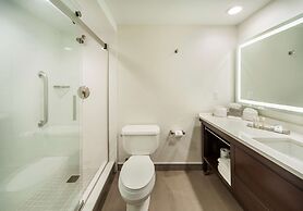 DoubleTree by Hilton Hotel Nanuet