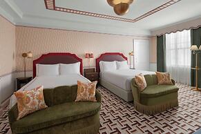 The Stoneleigh, Autograph Collection