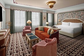 The Stoneleigh, Autograph Collection