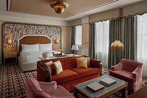 The Stoneleigh, Autograph Collection