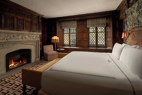 The Stoneleigh, Autograph Collection
