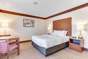Best Western Movie Manor