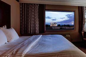 Best Western Movie Manor