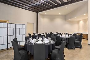 Holiday Inn Orlando International Airport by IHG