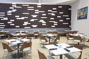 Holiday Inn Orlando International Airport by IHG