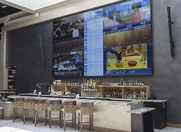 Holiday Inn Orlando International Airport by IHG