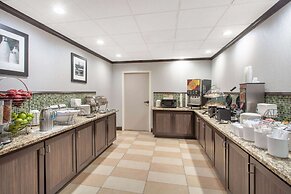 Wingate by Wyndham Charleston Coliseum