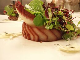 Hotel Belvoir Springfield