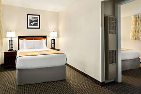 Days Inn by Wyndham Cortez