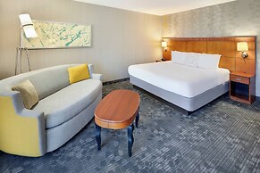 Courtyard by Marriott Cleveland Beachwood