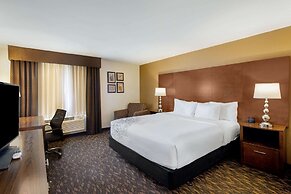 La Quinta Inn & Suites by Wyndham Oakland - Hayward