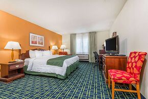 Baymont by Wyndham Greensburg