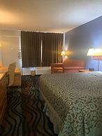 Days Inn by Wyndham Fort Myers