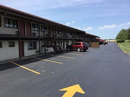 Econo Lodge South