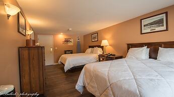 The Shawnee Inn and Golf Resort