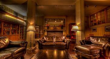 The Shawnee Inn and Golf Resort