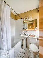 The Shawnee Inn and Golf Resort