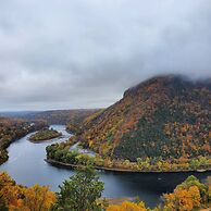 The Shawnee Inn and Golf Resort