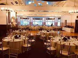 The Shawnee Inn and Golf Resort