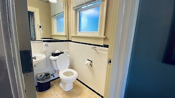 The Shawnee Inn and Golf Resort