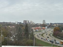 AmericInn by Wyndham Rochester Near Mayo Clinic