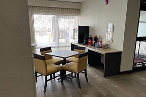 AmericInn by Wyndham Rochester Near Mayo Clinic