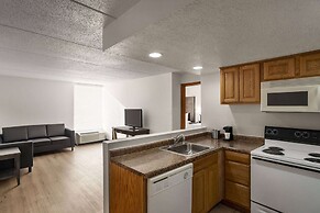 AmericInn by Wyndham Rochester Near Mayo Clinic