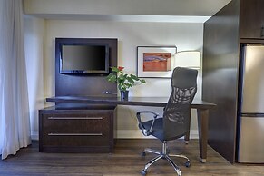 Town Inn Suites Hotel