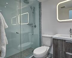 Town Inn Suites Hotel