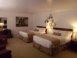 Econo Lodge Inn & Suites