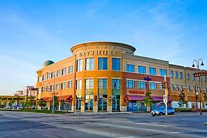 Four Points by Sheraton Milwaukee North Shore