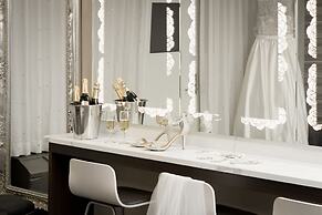 Four Points by Sheraton Milwaukee North Shore