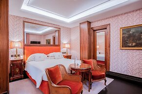 Hotel Regency