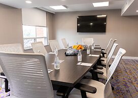 Embassy Suites by Hilton Toronto Airport