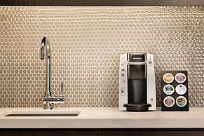 Embassy Suites by Hilton Toronto Airport