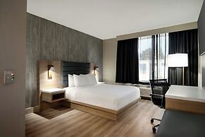 Radisson Hotel Montreal Airport