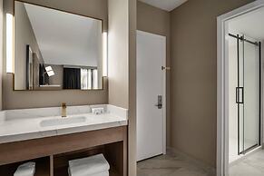 Radisson Hotel Montreal Airport
