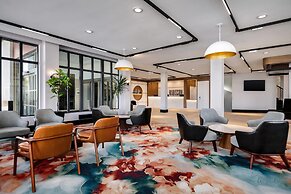 Radisson Hotel Montreal Airport