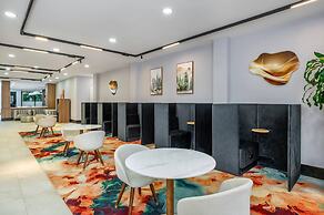 Radisson Hotel Montreal Airport