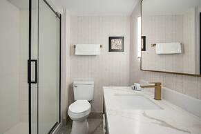 Radisson Hotel Montreal Airport