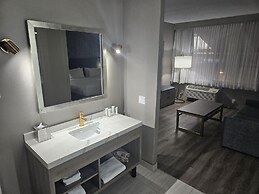 Radisson Hotel Montreal Airport