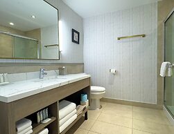Radisson Hotel Montreal Airport