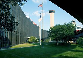 Hilton Chicago O'Hare Airport